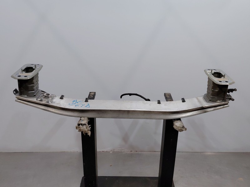 Recambio de refuerzo paragolpes delantero para toyota c-hr hybrid referencia OEM IAM   