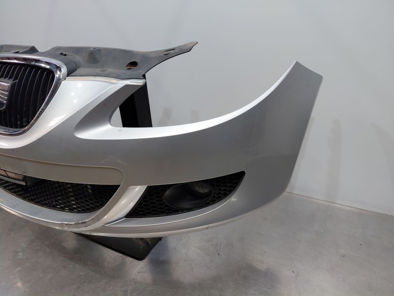 Recambio de paragolpes delantero para seat leon (1p1) 1.9 tdi referencia OEM IAM   