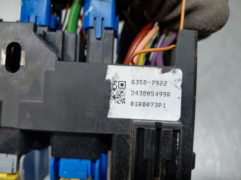 Recambio de caja reles / fusibles para nissan juke (f16) tekna referencia OEM IAM   