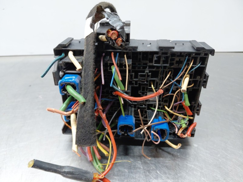 Recambio de caja reles / fusibles para nissan juke (f16) tekna referencia OEM IAM   