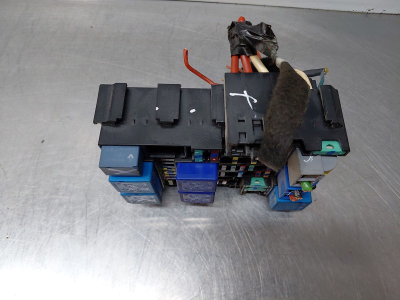 Recambio de caja reles / fusibles para nissan juke (f16) tekna referencia OEM IAM   