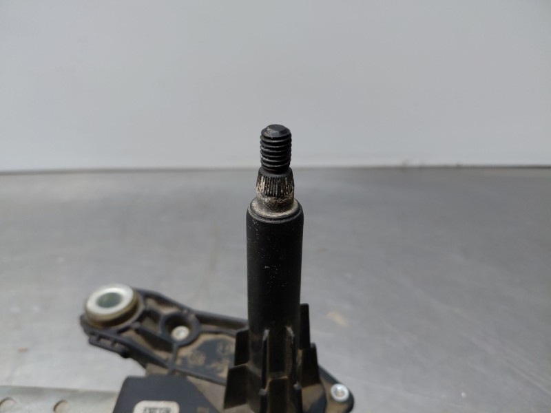 Recambio de motor limpia trasero para nissan juke (f16) tekna referencia OEM IAM   