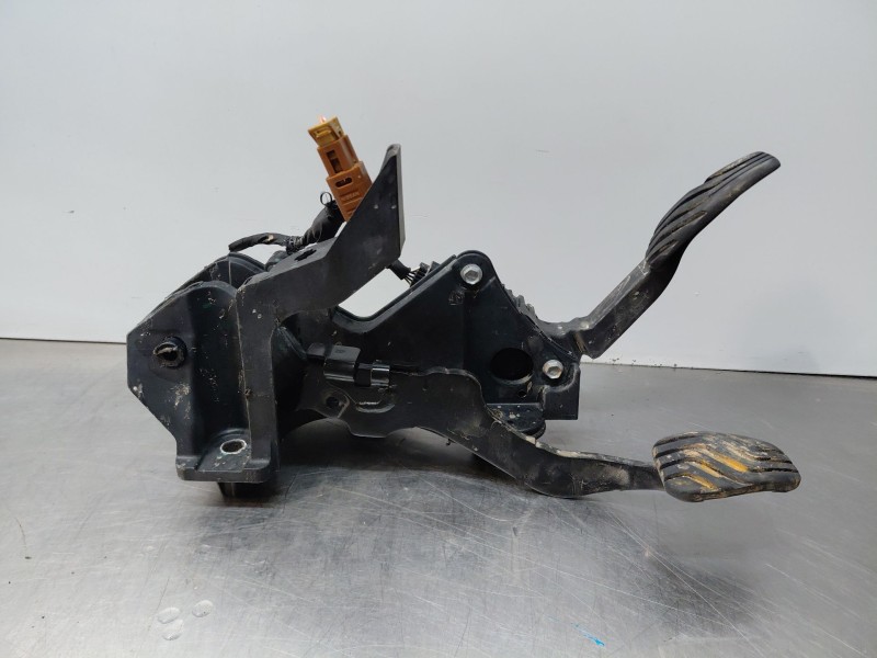 Recambio de pedal acelerador para nissan juke (f16) tekna referencia OEM IAM   