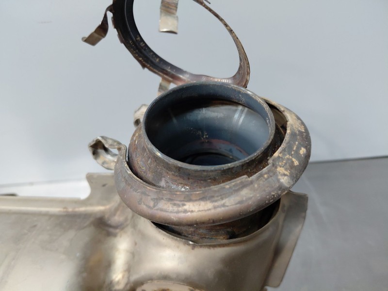 Recambio de catalizador para nissan juke (f16) tekna referencia OEM IAM   