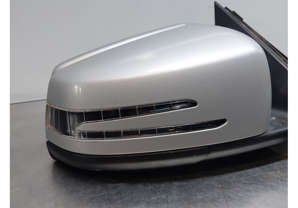 Recambio de retrovisor derecho para mercedes-benz clase gla (x156) gla 200 cdi / d (156.908) referencia OEM IAM   