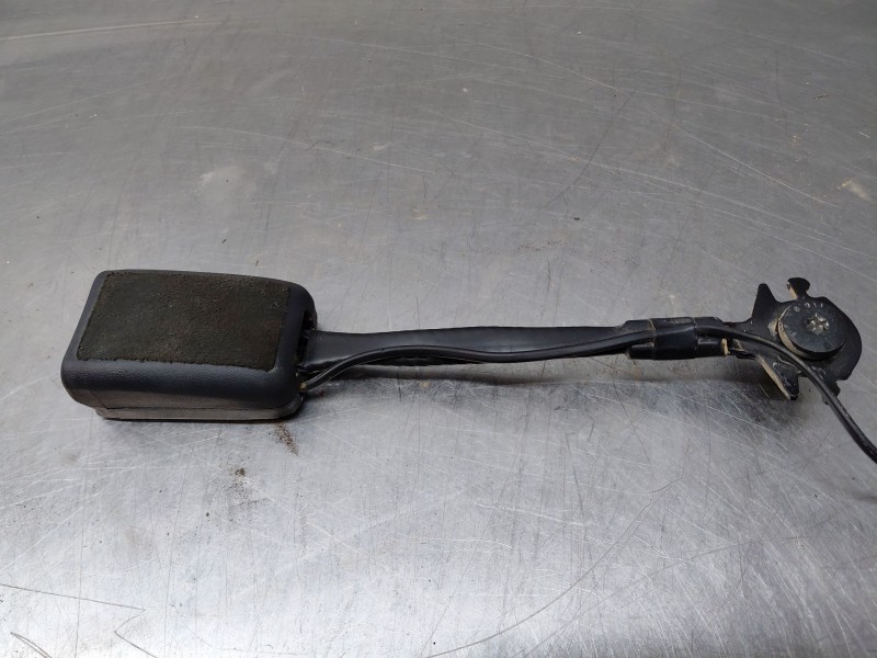 Recambio de enganche del cinturon delantero der para nissan juke (f16) tekna referencia OEM IAM   