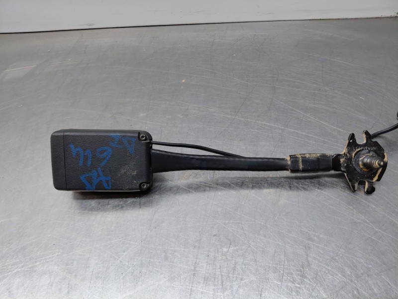 Recambio de enganche del cinturon delantero izq para nissan juke (f16) tekna referencia OEM IAM   