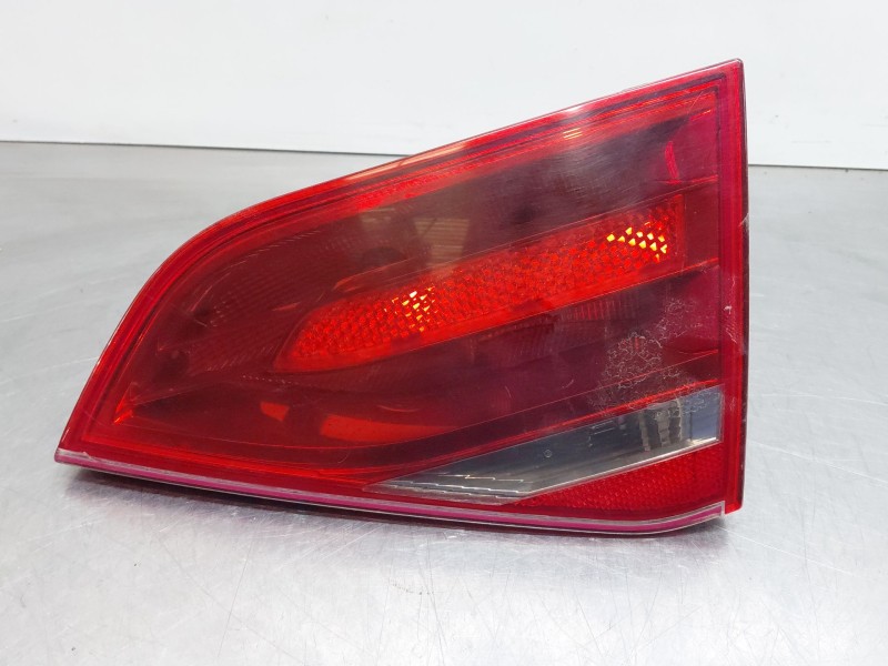 Recambio de piloto trasero derecho interior para audi a4 b8 (8k2) 2.0 tdi referencia OEM IAM   