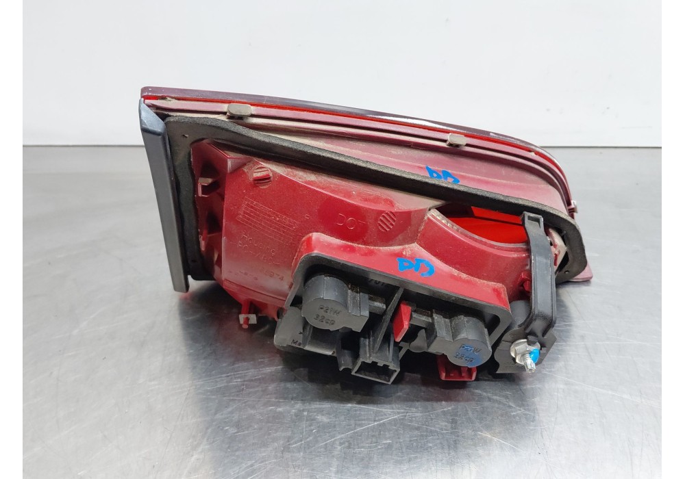 Recambio de piloto trasero derecho interior para audi a4 b8 (8k2) 2.0 tdi referencia OEM IAM   