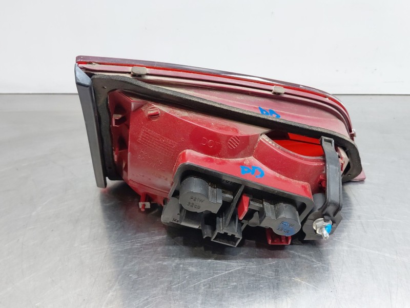 Recambio de piloto trasero derecho interior para audi a4 b8 (8k2) 2.0 tdi referencia OEM IAM   