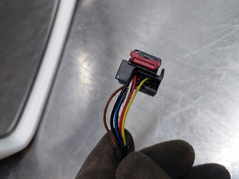 Recambio de retrovisor derecho para audi a4 b8 (8k2) 2.0 tdi referencia OEM IAM   