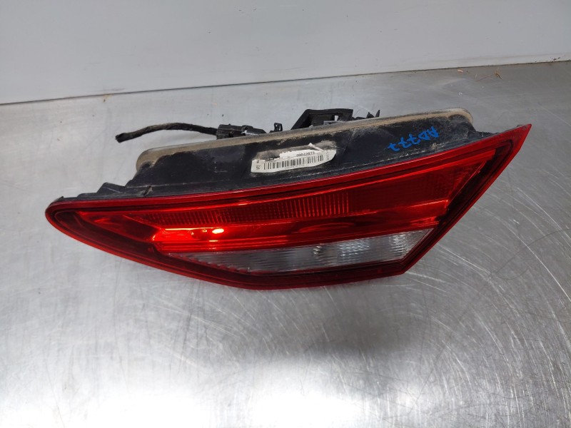 Recambio de piloto trasero derecho interior para seat leon st (5f8) style referencia OEM IAM   