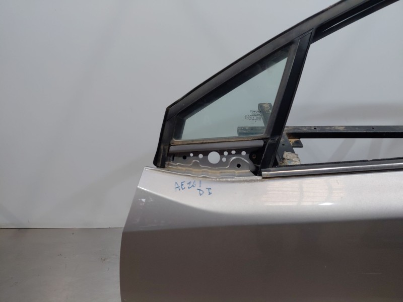 Recambio de puerta delantera izquierda para toyota c-hr hybrid referencia OEM IAM   