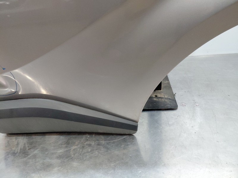 Recambio de puerta trasera izquierda para toyota c-hr hybrid referencia OEM IAM   