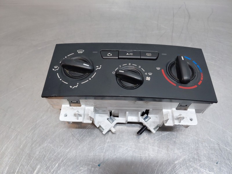 Recambio de mando climatizador para peugeot partner kombi confort referencia OEM IAM   