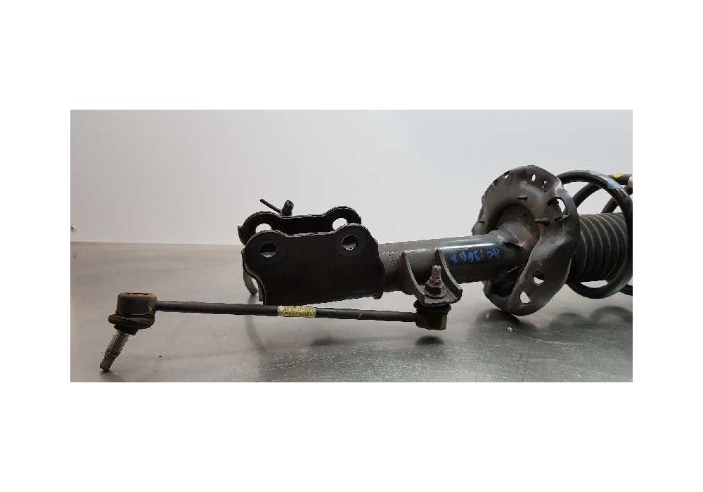 Recambio de amortiguador delantero derecho para kia sportage basic 2wd referencia OEM IAM 54660F1550  