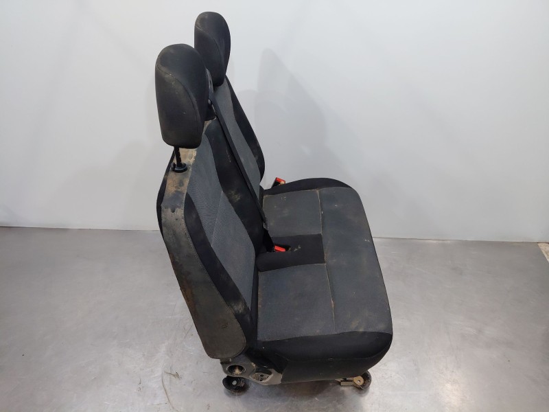 Recambio de asiento delantero derecho para renault master iii furgón referencia OEM IAM   