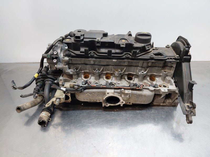 Recambio de culata para peugeot 208 acces referencia OEM IAM   