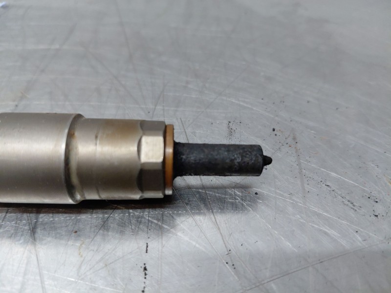 Recambio de inyector para maserati quattroporte granlusso referencia OEM IAM   