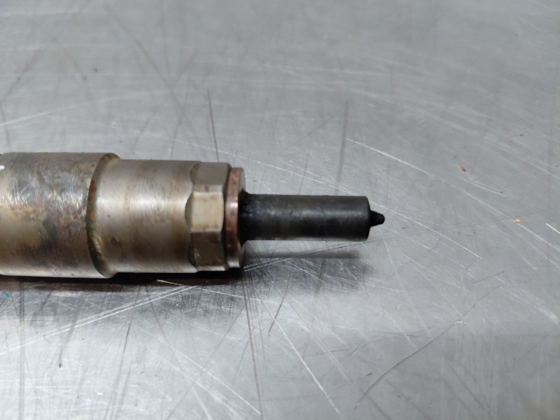 Recambio de inyector para maserati quattroporte granlusso referencia OEM IAM   