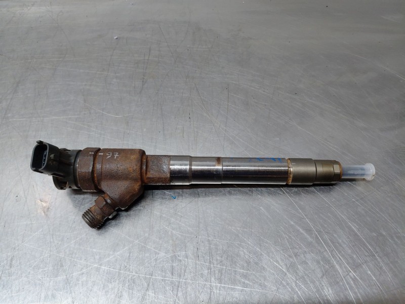 Recambio de inyector para maserati quattroporte granlusso referencia OEM IAM   