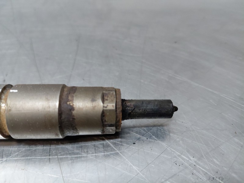 Recambio de inyector para maserati quattroporte granlusso referencia OEM IAM   