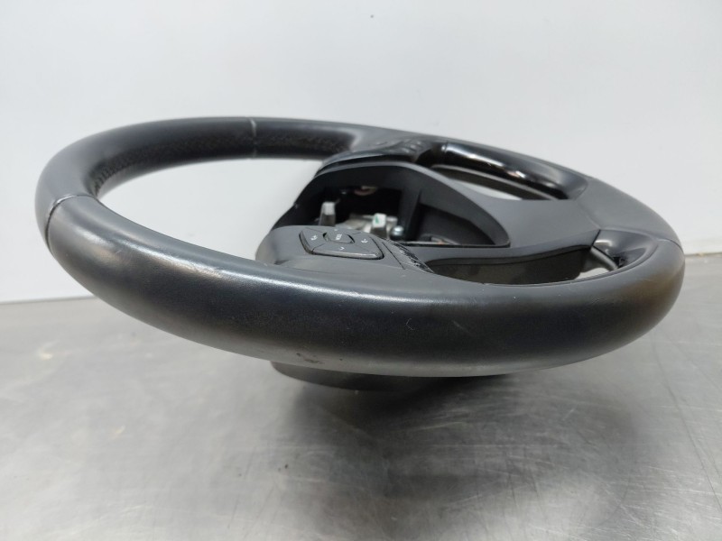 Recambio de volante para toyota c-hr hybrid referencia OEM IAM   