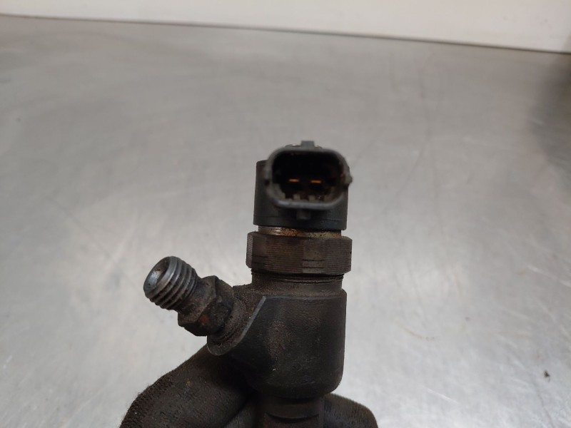 Recambio de inyector para fiat fiorino furgoneta/monovolumen (225_) 1.4 (225bxa1a, 225bxf1a) referencia OEM IAM 0445110351  