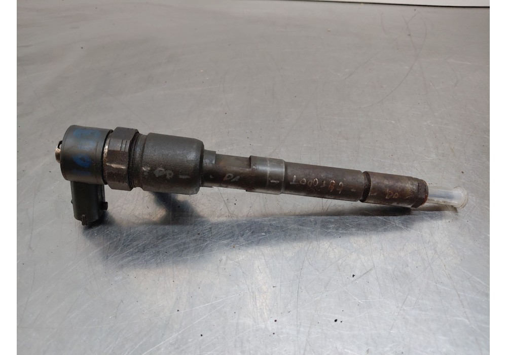 Recambio de inyector para fiat fiorino furgoneta/monovolumen (225_) 1.4 (225bxa1a, 225bxf1a) referencia OEM IAM 0445110351  