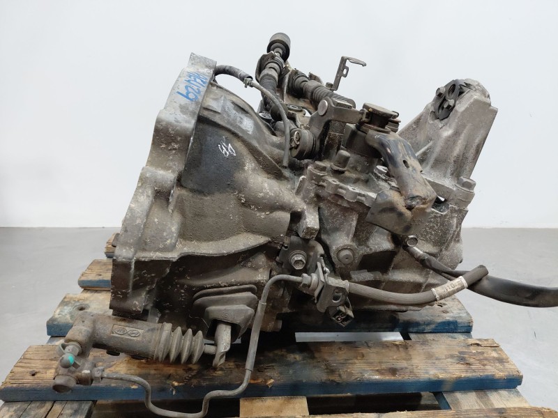 Recambio de caja cambios para kia carens iv 1.7 crdi referencia OEM IAM   