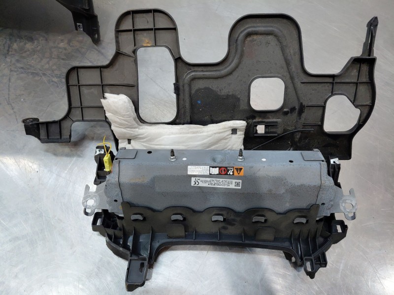 Recambio de kit airbag para toyota c-hr hybrid referencia OEM IAM   