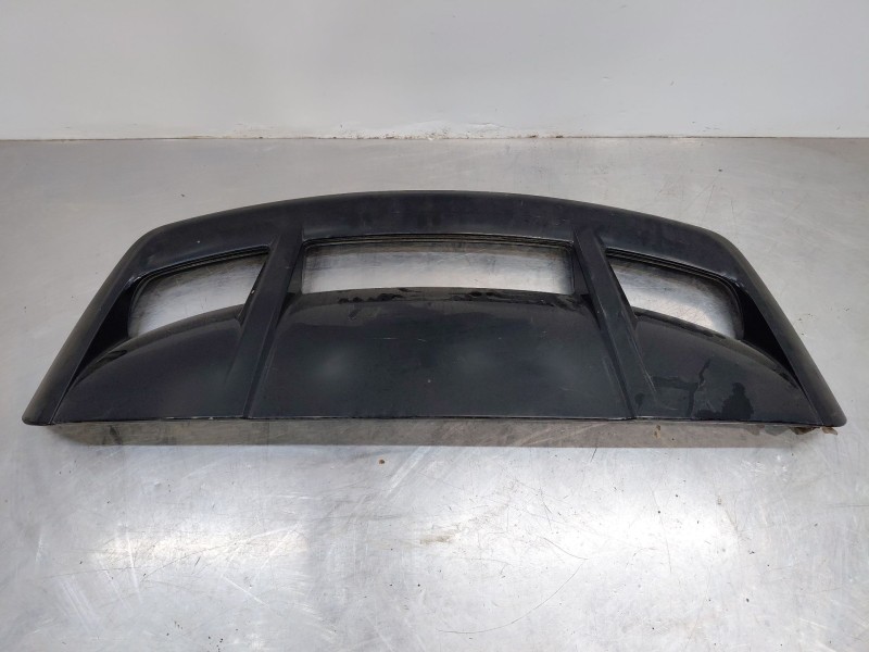 Recambio de aleron trasero para toyota c-hr hybrid referencia OEM IAM 7687110150 76085F4010 