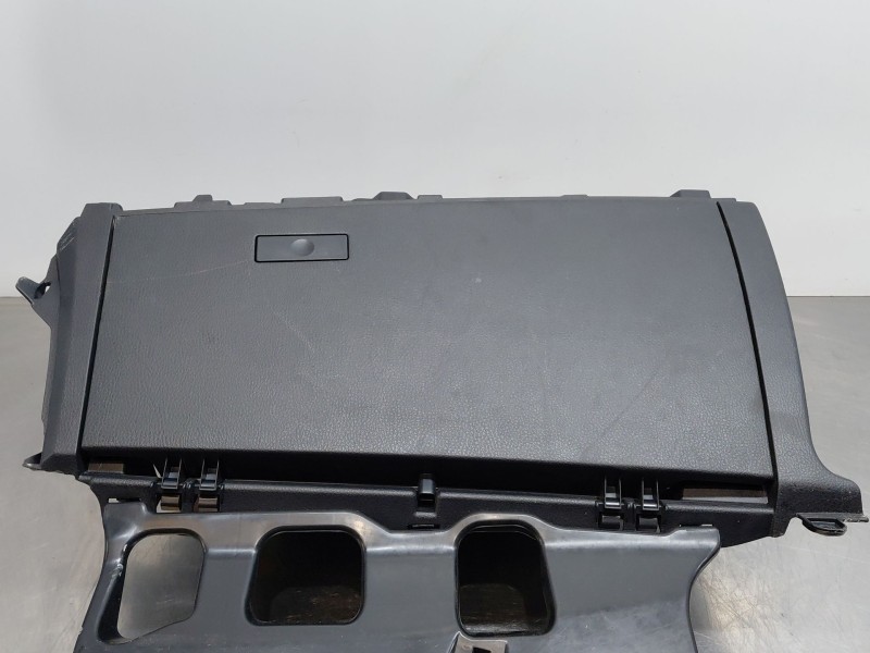 Recambio de guantera para toyota c-hr hybrid referencia OEM IAM 55550F4032C1 55550F4031 55552F4030