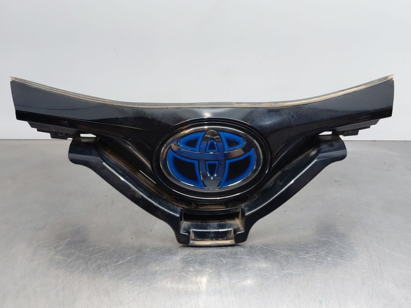 Recambio de rejilla delantera para toyota c-hr hybrid referencia OEM IAM 53112F4010  