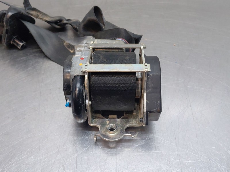 Recambio de cinturon seguridad delantero derecho para renault master iii furgón referencia OEM IAM   