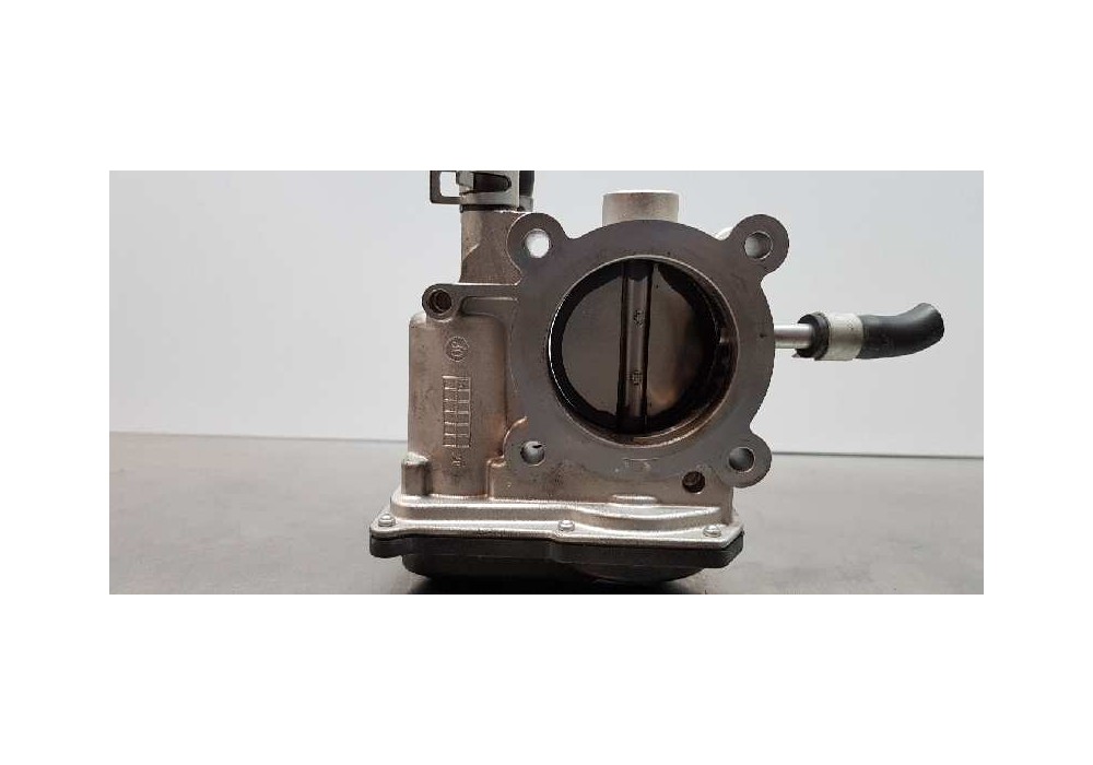 Recambio de caja mariposa para kia sportage basic 2wd referencia OEM IAM 351002B300  