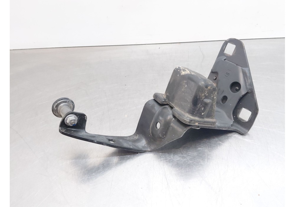 Recambio de soporte / guia puerta corredera para renault master iii furgón referencia OEM IAM   