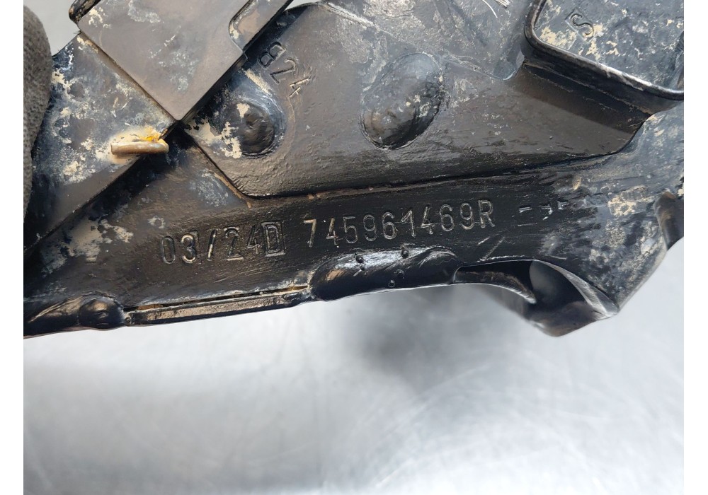 Recambio de soporte / guia puerta corredera para renault master iii furgón referencia OEM IAM   