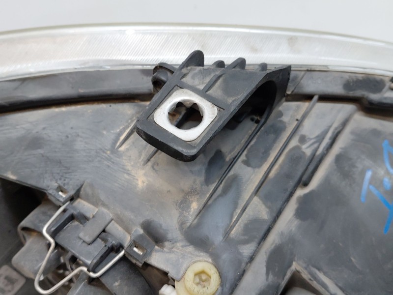 Recambio de faro izquierdo para seat leon (1p1) 1.9 tdi referencia OEM IAM 5P1941005D  