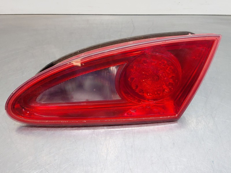 Recambio de piloto trasero derecho interior para seat leon (1p1) 1.9 tdi referencia OEM IAM 1P0945108D  