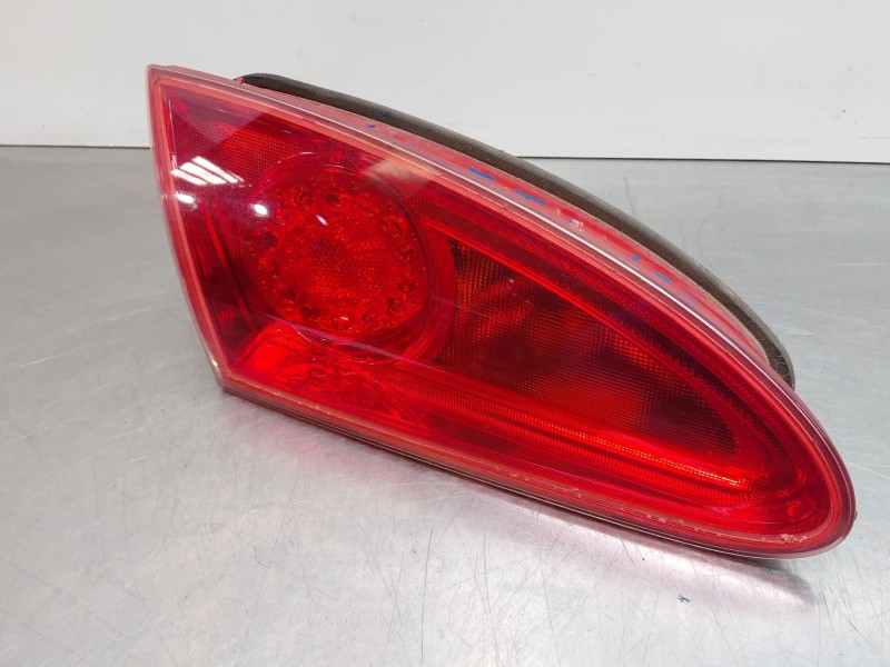 Recambio de piloto trasero izquierdo interior para seat leon (1p1) 1.9 tdi referencia OEM IAM 1P0945111C  