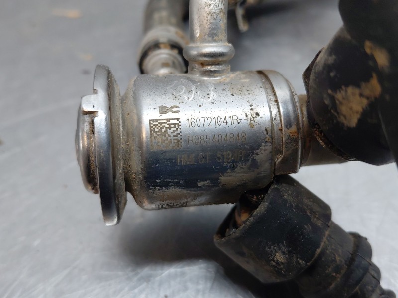 Recambio de inyector para renault master iii furgón referencia OEM IAM   