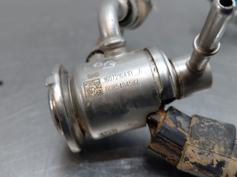 Recambio de inyector para renault master iii furgón referencia OEM IAM   