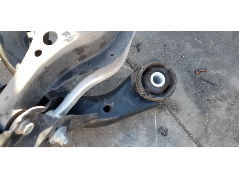 Recambio de puente trasero para lexus is 300h referencia OEM IAM 5120630142   Recambio de puente trasero para lexus is 300h referencia OEM IAM 5120630142