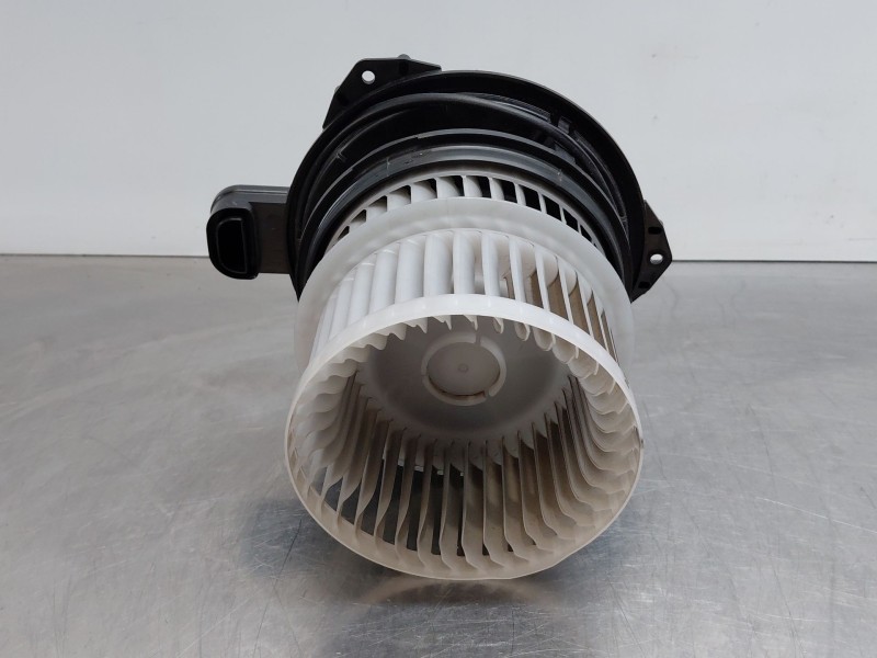 Recambio de motor calefaccion para toyota c-hr hybrid referencia OEM IAM 87103F4020  