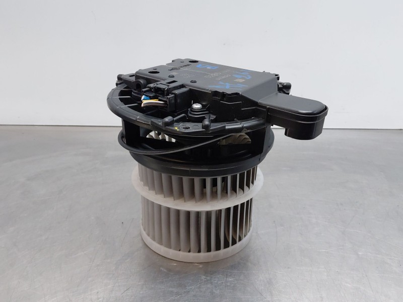 Recambio de motor calefaccion para toyota c-hr hybrid referencia OEM IAM 87103F4020  