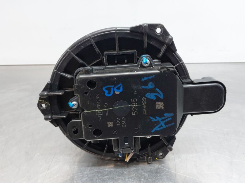 Recambio de motor calefaccion para toyota c-hr hybrid referencia OEM IAM 87103F4020  