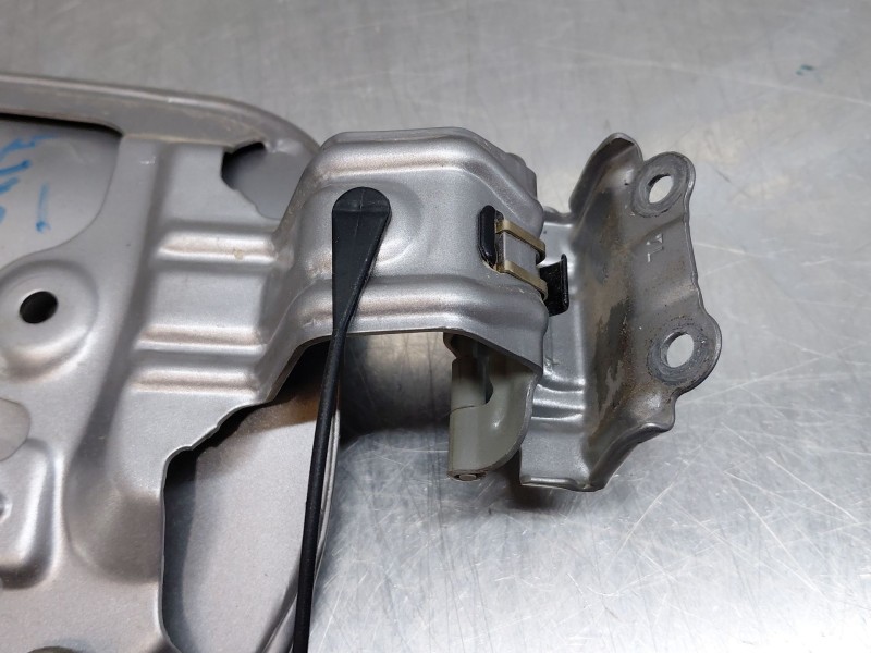 Recambio de tapa exterior combustible para toyota c-hr hybrid referencia OEM IAM 77350F4010  