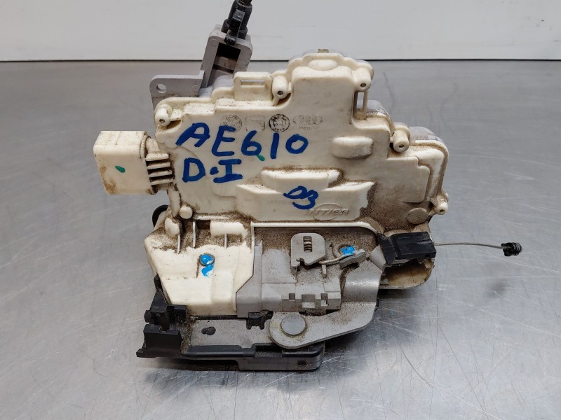 Recambio de cerradura puerta delantera izquierda para seat leon (1p1) 1.9 tdi referencia OEM IAM 1P1837015  