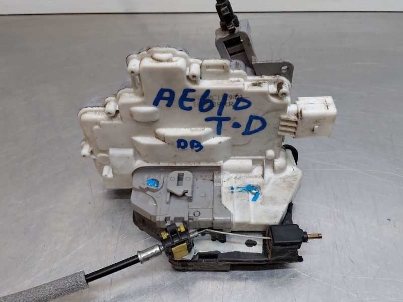 Recambio de cerradura puerta trasera derecha para seat leon (1p1) 1.9 tdi referencia OEM IAM 1P0839016  